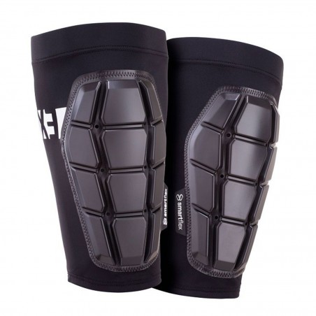 G-FORM PRO-X3 Shin Guards Black G-FORM PRO-X3 Shin Guards Black